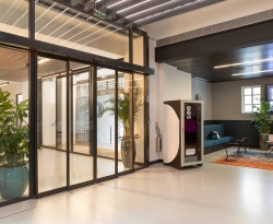 Porte automatique coulissante de type Optima 150