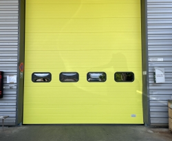 porte sectionnelle pour logistique