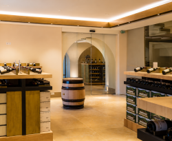 Porte automatique coulissante intérieure cave à vin