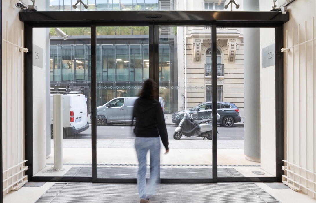 Porte automatique coulissante de type optima 150