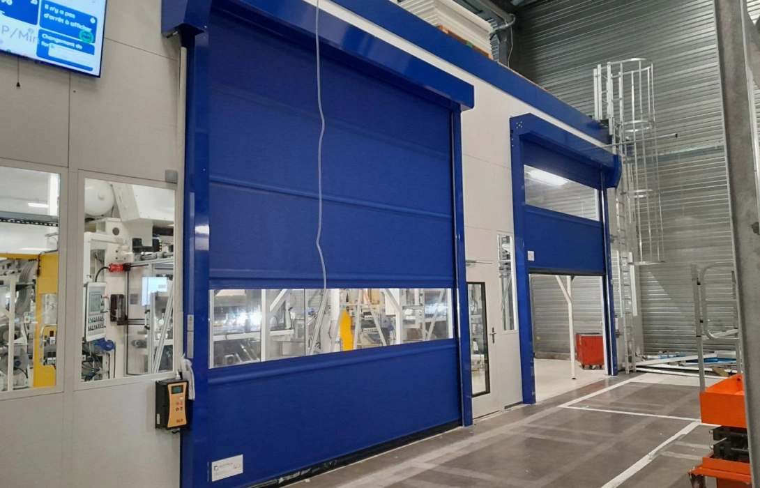 Porte industrielle souple à enroulement rapide