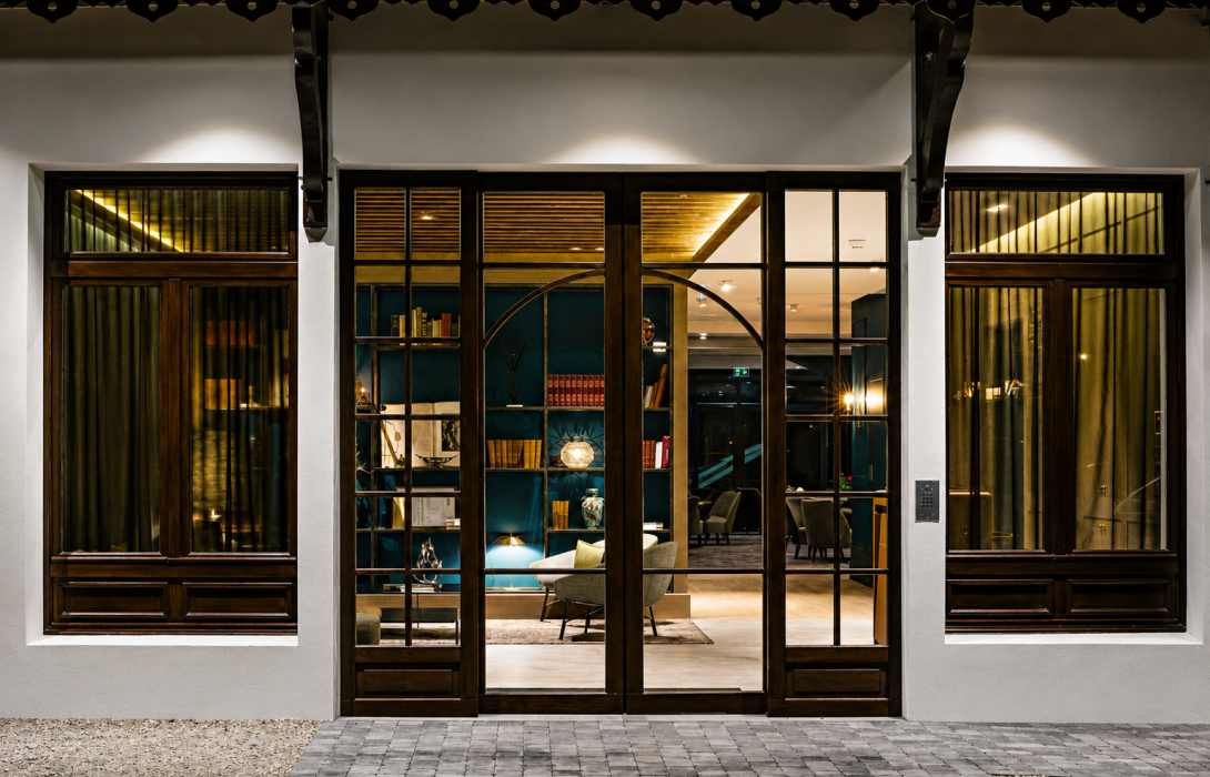 Porte automatique coulissante pour restaurant