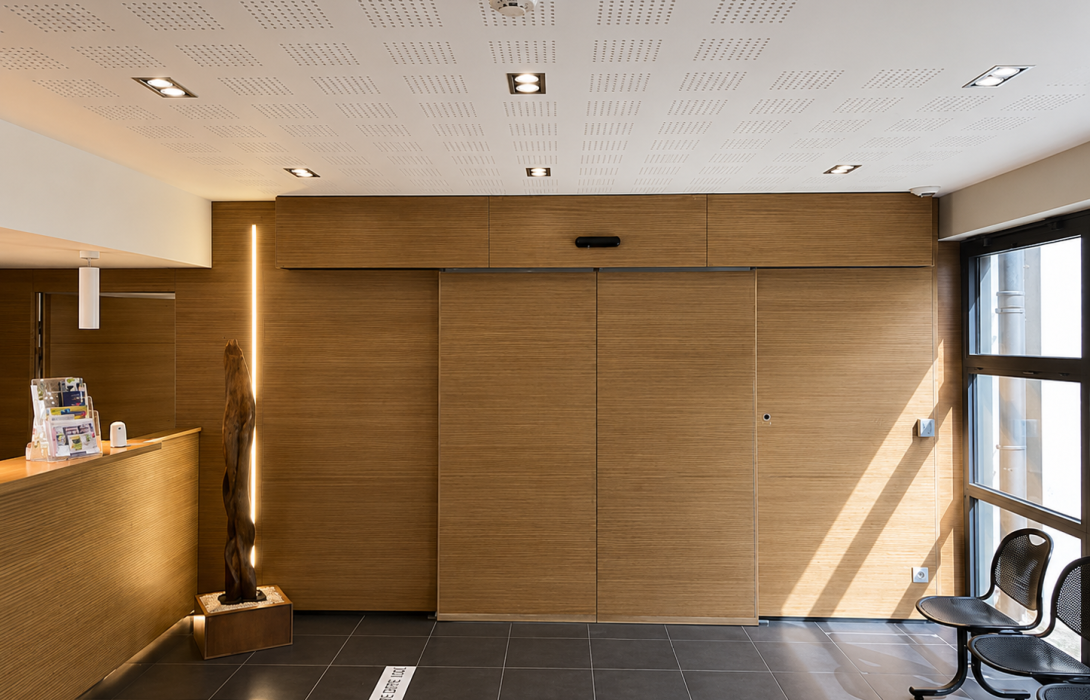 Porte automatique intérieure coulissante pour mairie