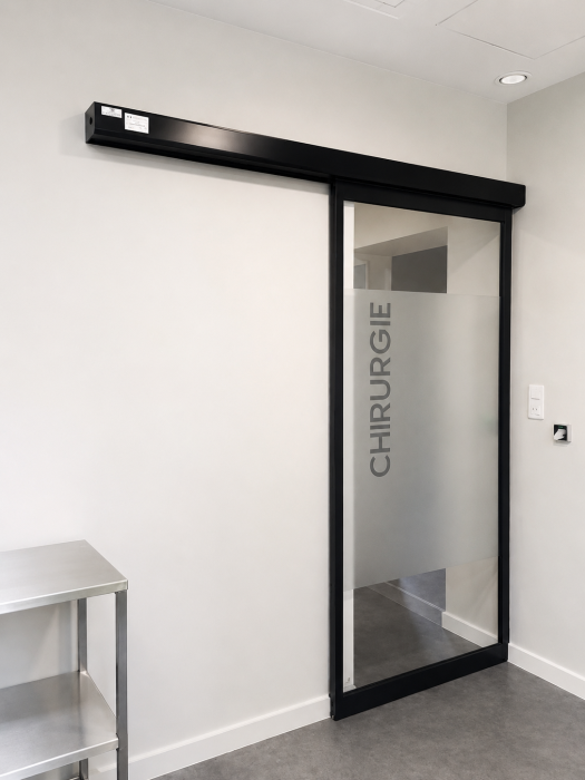 Porte automatique d'intérieure applique pour établissement de santé