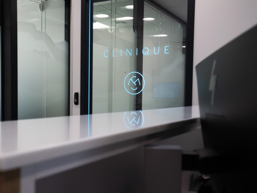 Softica revisite sa gamme intérieure de portes automatiques coulissantes